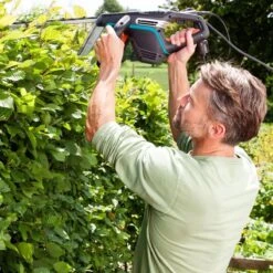 Taille-haie électrique GARDENA PowerCut 700/65 - 700 Watt - Longueur De La Lame 65 Cm -Vendite Pelouse Pro 1200x1200 127