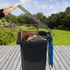 Relaxdays Presse à Déchets Pour Poubelles à Roulettes - Presses à Clic - Levier - Tamper à Déchets - Acier - Marron