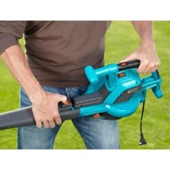 GARDENA ErgoJet 3000 Souffleur De Feuilles - 3000 W - Avec Fonction D'aspiration Et De Soufflage - Sac De Récupération De 45 L Inclus -Vendite Pelouse Pro 1200x1200 1380