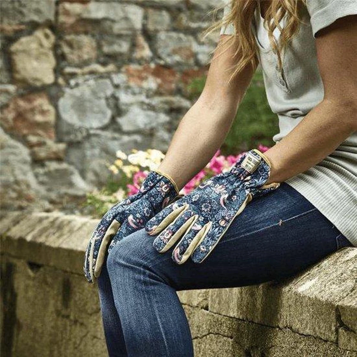 Briers Strawberry Thief - Ensemble De Travail De Jardin - Bottes En Caoutchouc - Gants De Gants De Jardin - Genouillère - Taille 8/42 |Paquet 5 Briers Strawberry Thief - Ensemble De Travail De Jardin - Bottes En Caoutchouc - Gants De Gants De Jardin - Genouillère - Taille 8/42 |Paquet – Image 5