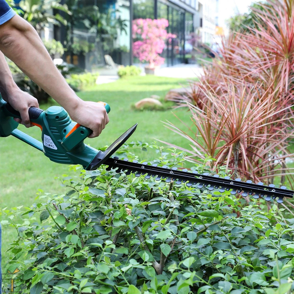 Taille-haie électrique Happyment - Avec Batterie - Ébrancheur - Sans Fil - Télescopique - Acier 4 Taille-haie électrique Happyment - Avec Batterie - Ébrancheur - Sans Fil - Télescopique - Acier – Image 4