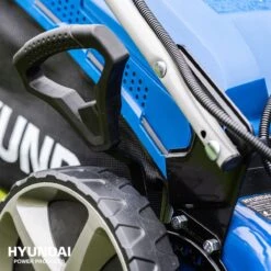 Tondeuse à Gazon Automotrice Hyundai Moteur à Essence De 196 Cm3 Avec Démarrage électrique - Tondeuse / Tondeuse à Moteur Largeur De Coupe De 508 Mm Avec Vitesse Et Hauteur De Coupe Réglables -Vendite Pelouse Pro 1200x1200 496