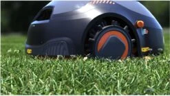 Black & Decker BLACK+DECKER BCRMW123-QW Robot Tondeuse Avec Autonettoyant - 12V - 18cm - Robot Domestique Inclus -Vendite Pelouse Pro 1200x682 1