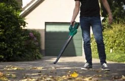 VONROC à Batterie VONROC - VPower 20V (sans Batterie Et Chargeur) - 2 Modes De Soufflage - Vitesse Max 190 Km / H -Vendite Pelouse Pro 1200x778 3