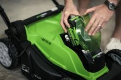 Greenworks 2504707UB Tondeuse à Gazon Tondeuse à Gazon Poussée Batterie Vert -Vendite Pelouse Pro 1200x799 14