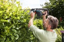 Taille-haie électrique GARDENA PowerCut 700/65 - 700 Watt - Longueur De La Lame 65 Cm -Vendite Pelouse Pro 1200x799 4