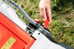 STERWINS - Tondeuse électrique 3 Roues - 1400 W - 220-240 V -Vendite Pelouse Pro 1200x800 44