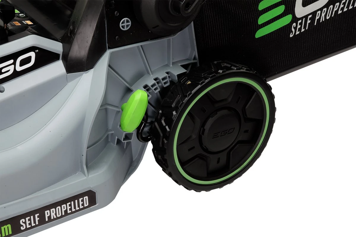 Kit De Tondeuse à Gazon Auto-alimenté Sans Fil Ego LM1903E-SP De 47 Cm, Avec Batterie Et Chargeur 9 Kit De Tondeuse à Gazon Auto-alimenté Sans Fil Ego LM1903E-SP De 47 Cm, Avec Batterie Et Chargeur – Image 9