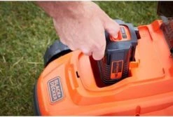 Black & Decker Black & Decker BCMW3336N Tondeuse à Gazon Poussée Batterie Noir, Orange -Vendite Pelouse Pro 1200x811