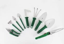 Set' Outils De Jardin Ensemble De Outils De Jardin 10 Pièces - Sécateur Cisailles De Jardin Ciseaux à Fleurs Pelle De Jardin Pulvérisateur De Pulvérisateur De Plantes Râteau à Main -Vendite Pelouse Pro 1200x835 1