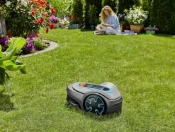 Gardena Sileno Minimo 250 Robot Tondeuse - Pour Les Pelouses Jusqu'à Environ 250 M² -Vendite Pelouse Pro 1200x909 2