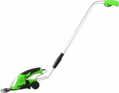 John Gardener Cisailles à Arbustes électriques / Cisailles à Gazon - Taille-haies - Batterie Au Lithium - AVEC 2 Lames, Chargeur Et Bâton - Largeur De Coupe 6 Cm - 7,2 V 11 John Gardener Cisailles à Arbustes électriques / Cisailles à Gazon - Taille-haies - Batterie Au Lithium - AVEC 2 Lames, Chargeur Et Bâton - Largeur De Coupe 6 Cm - 7,2 V -Vendite Pelouse Pro 1200x938 1