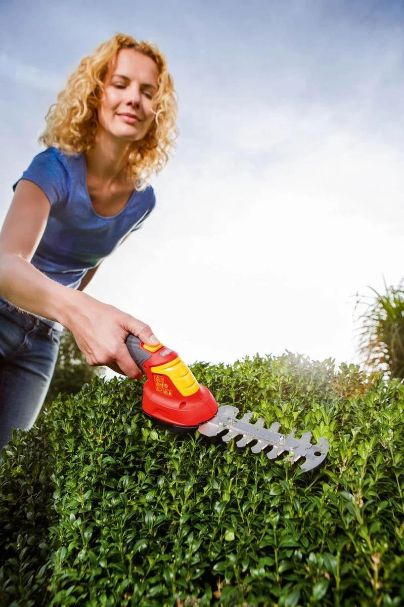 WOLF-Garten LI- ION POWER FINESSE 30 B - Cisaille à Arbustes - Avec Batterie 3,7 V LI- ION - Largeur De Travail 150 Mm - Durée De Fonctionnement 30 Minutes 3 WOLF-Garten LI- ION POWER FINESSE 30 B - Cisaille à Arbustes - Avec Batterie 3,7 V LI- ION - Largeur De Travail 150 Mm - Durée De Fonctionnement 30 Minutes – Image 3