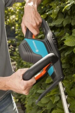 Taille-haie électrique GARDENA ComfortCut 550 50 - 550 Watt - Longueur De Lame 50cm -Vendite Pelouse Pro 799x1200 7